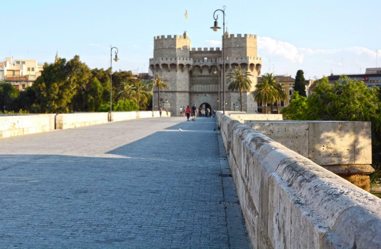 Espai One Santa Mónica Valência Exterior foto